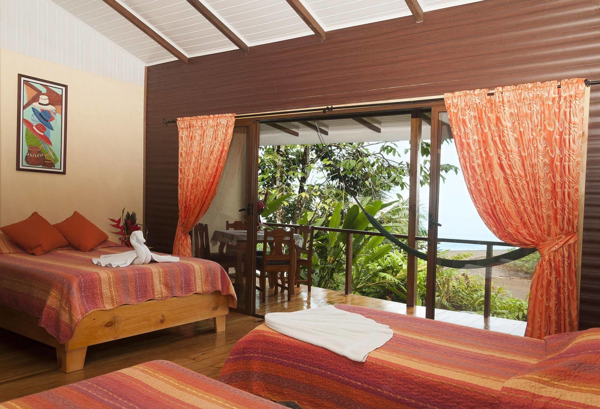 Hotel Pirate Cove Drakes Bay Exterior foto